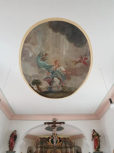 Gaststätte Grüner Baum neben Kapelle  photo 3